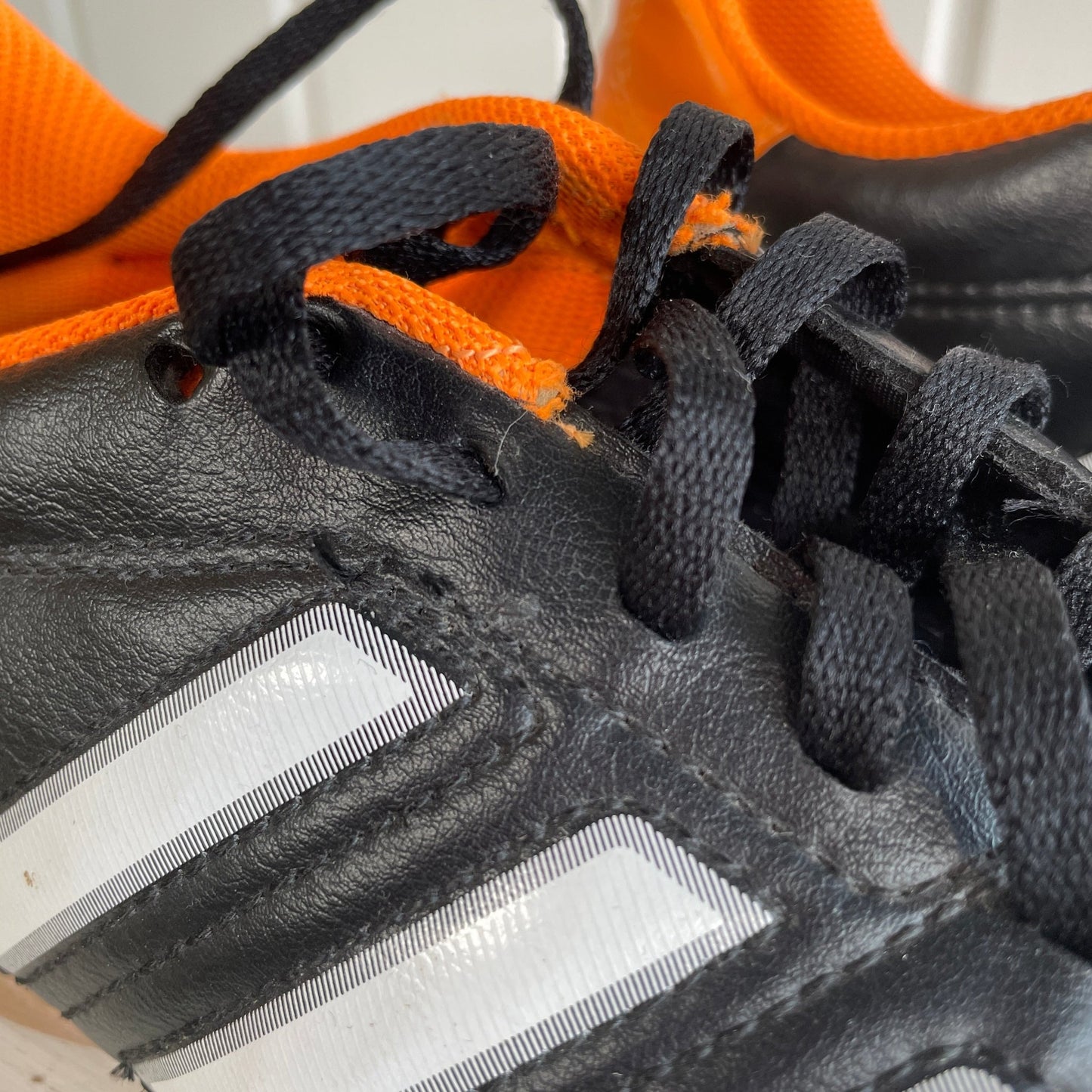 Adidas sko str 40 2/3 - Mission Afrika Genbrug