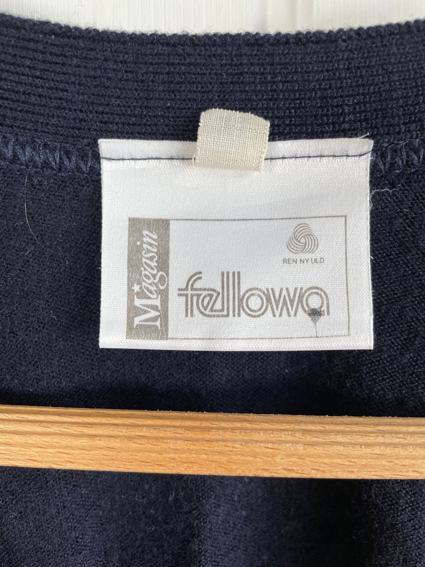 Cardigan str M - Mission Afrika Genbrug