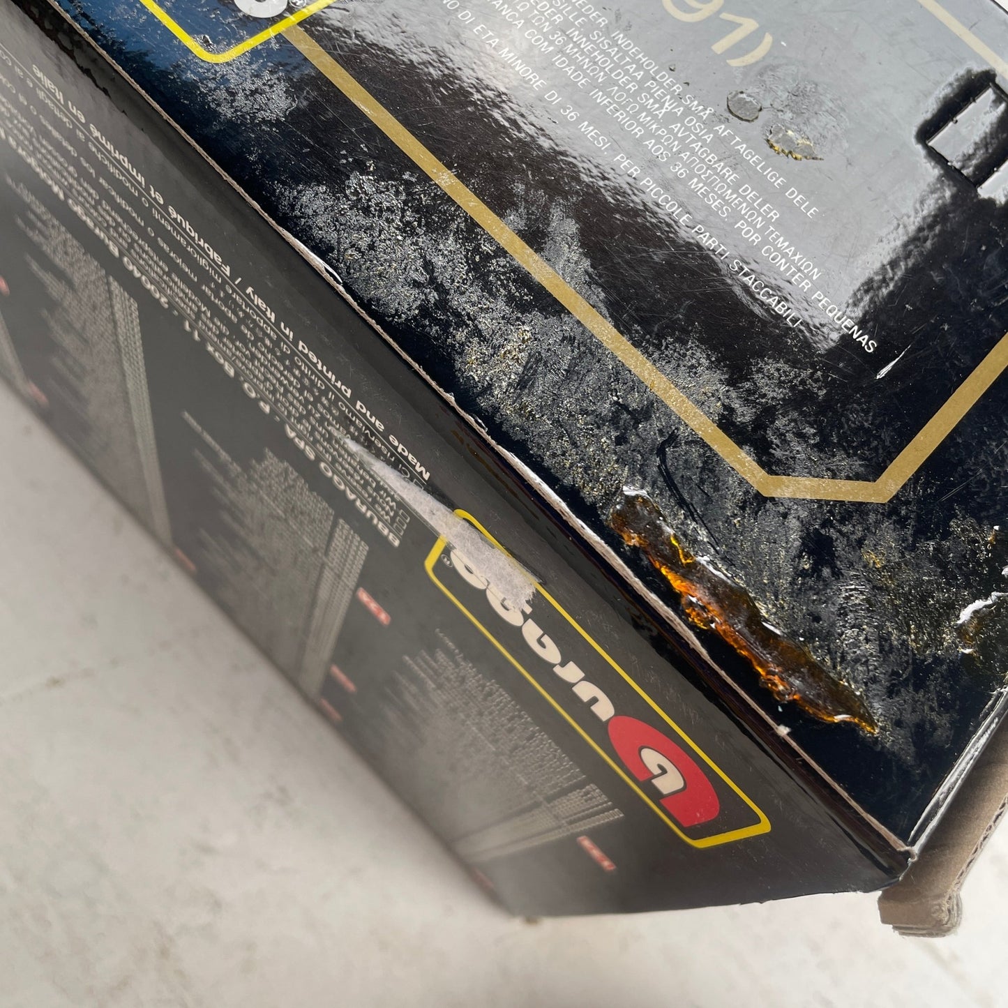 DIE - Cast Modelbil Bugatti EB 110 - Mission Afrika Genbrug