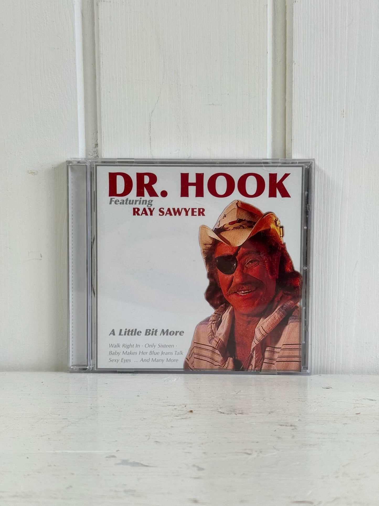 Dr. Hook featuring Ray Sawyer: A Little Bit More (CD) - Mission Afrika Genbrug