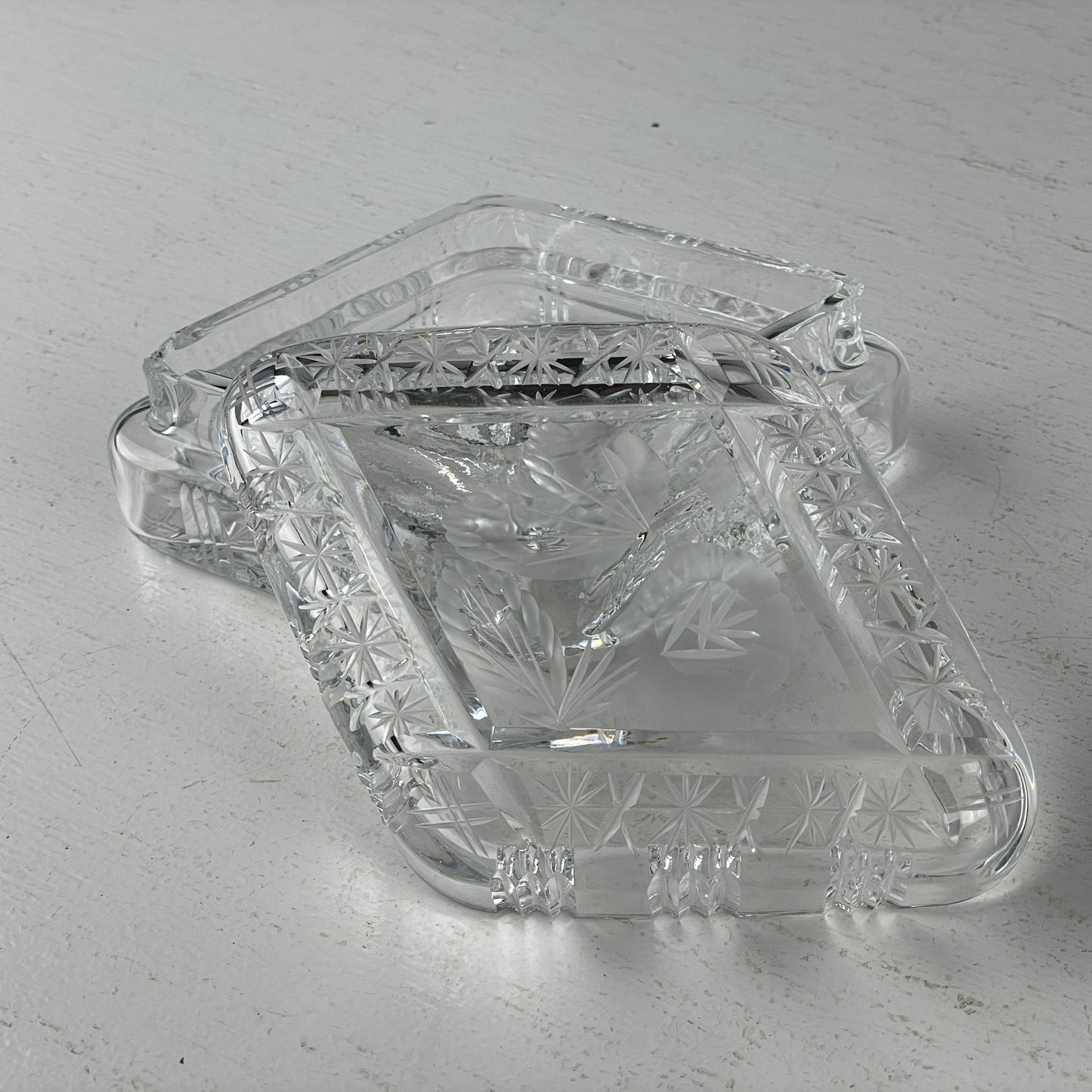 Glas med låg - Mission Afrika Genbrug