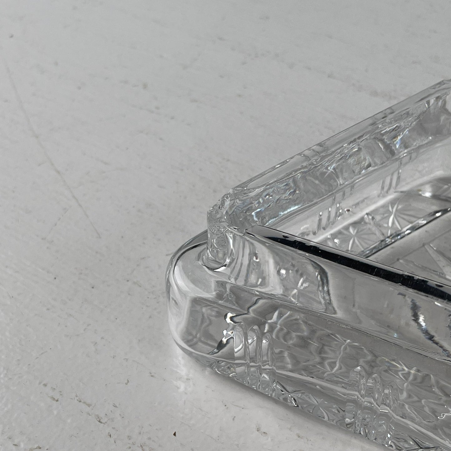 Glas med låg - Mission Afrika Genbrug