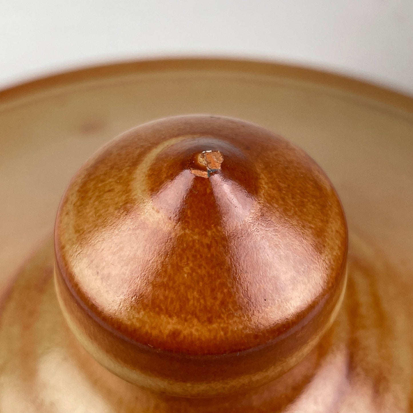 Håndlavet lågfad/Terrin i ler - Mission Afrika Genbrug