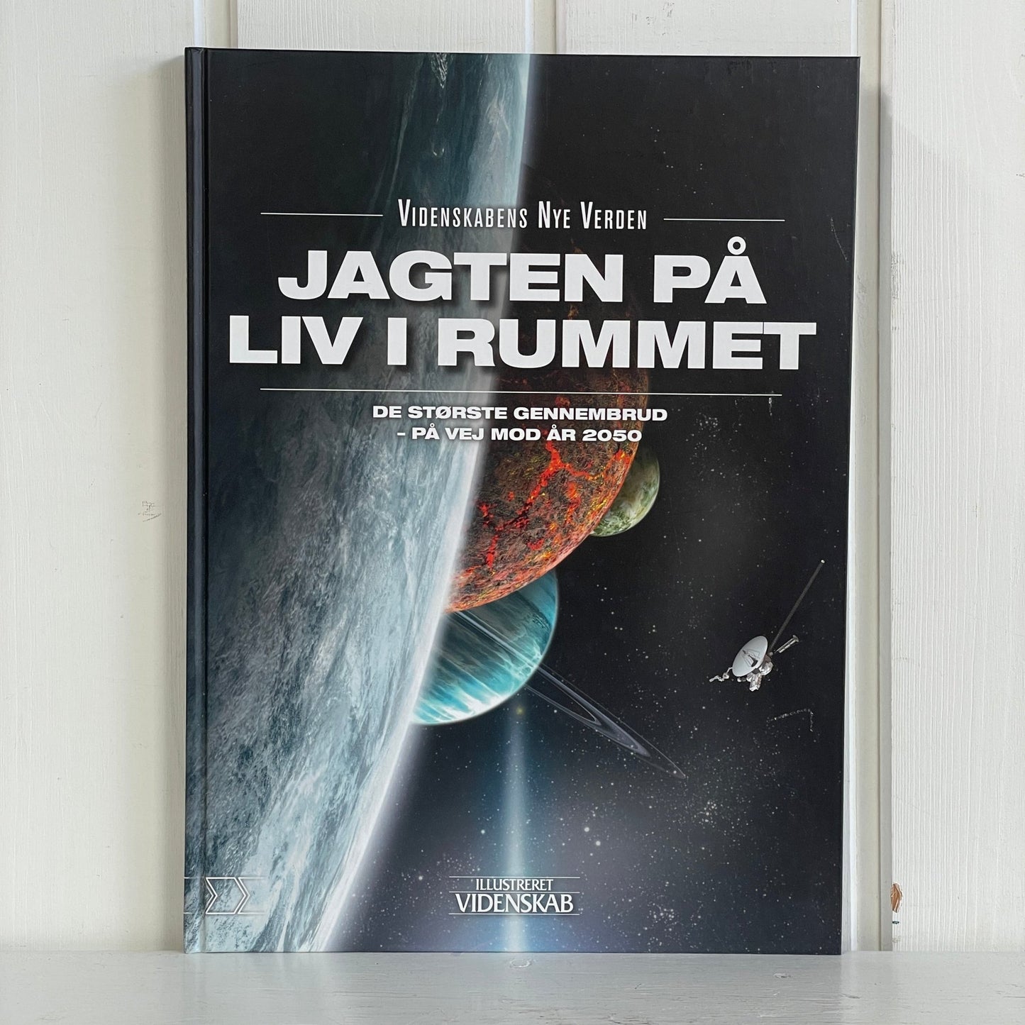 Jagten på Liv i Rummet - Bind 1 - Mission Afrika Genbrug