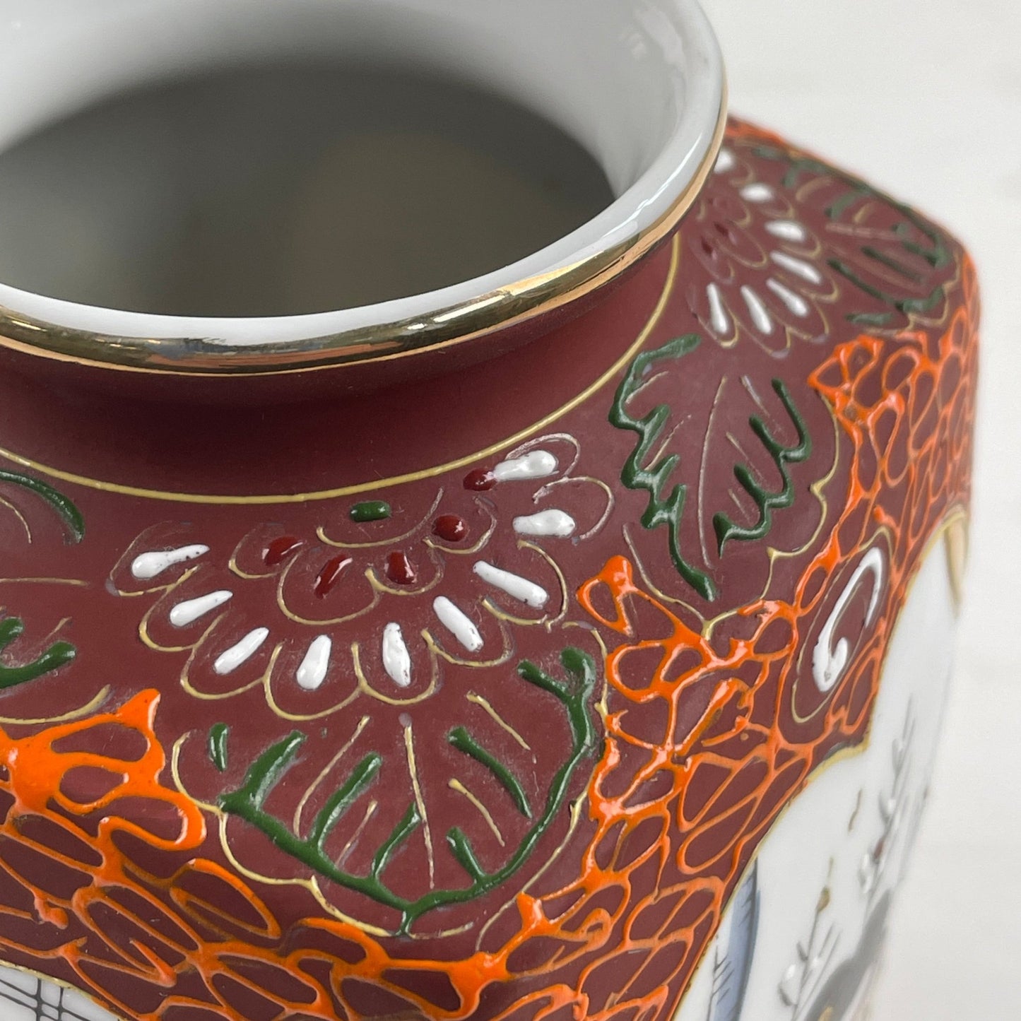 Kinesisk vase - Mission Afrika Genbrug