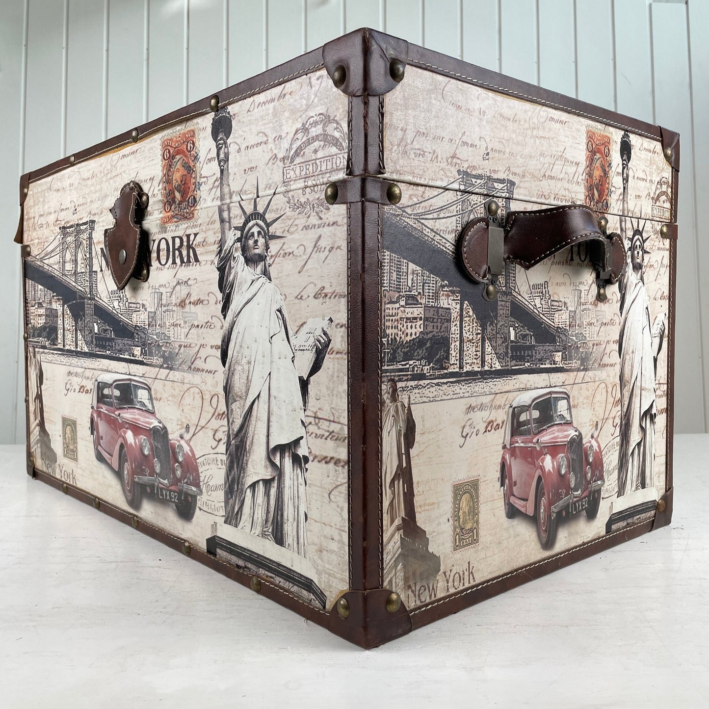 Kiste “New York” - Mission Afrika Genbrug