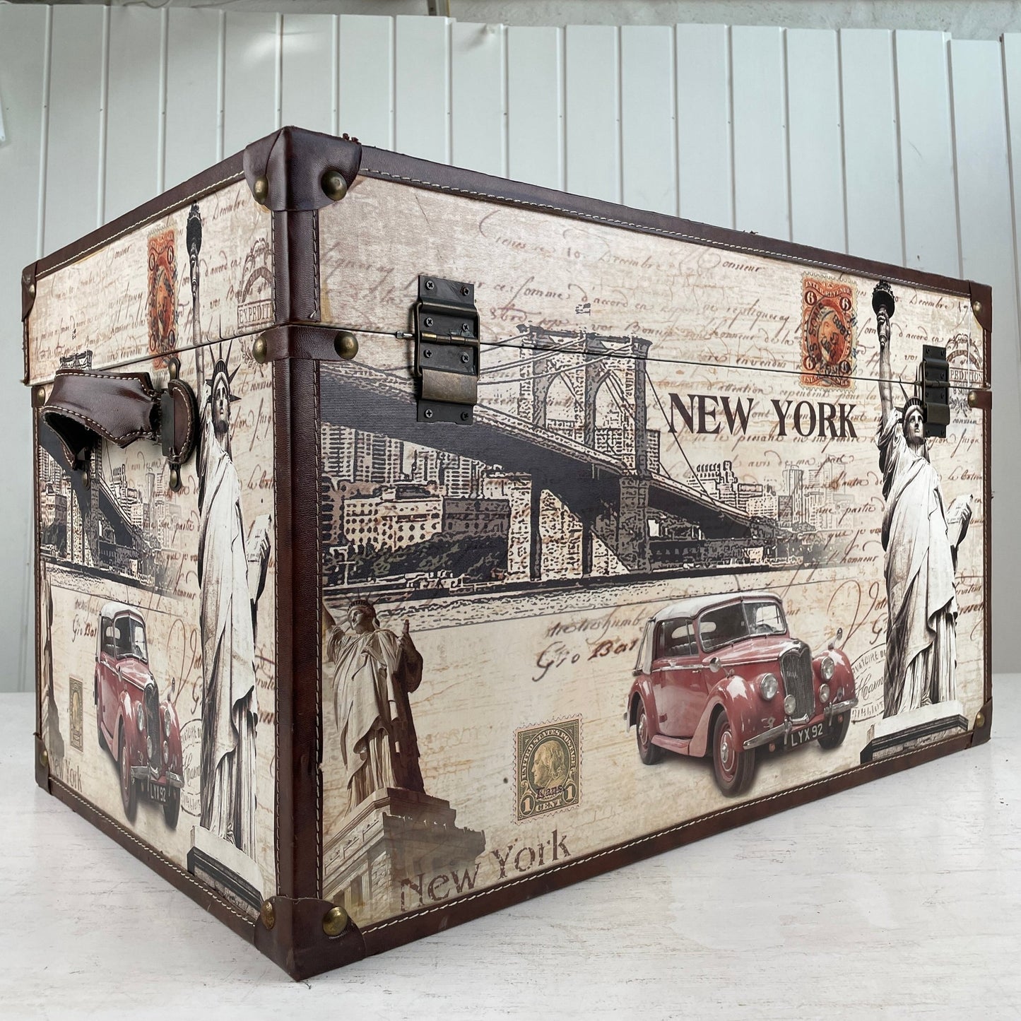 Kiste “New York” - Mission Afrika Genbrug