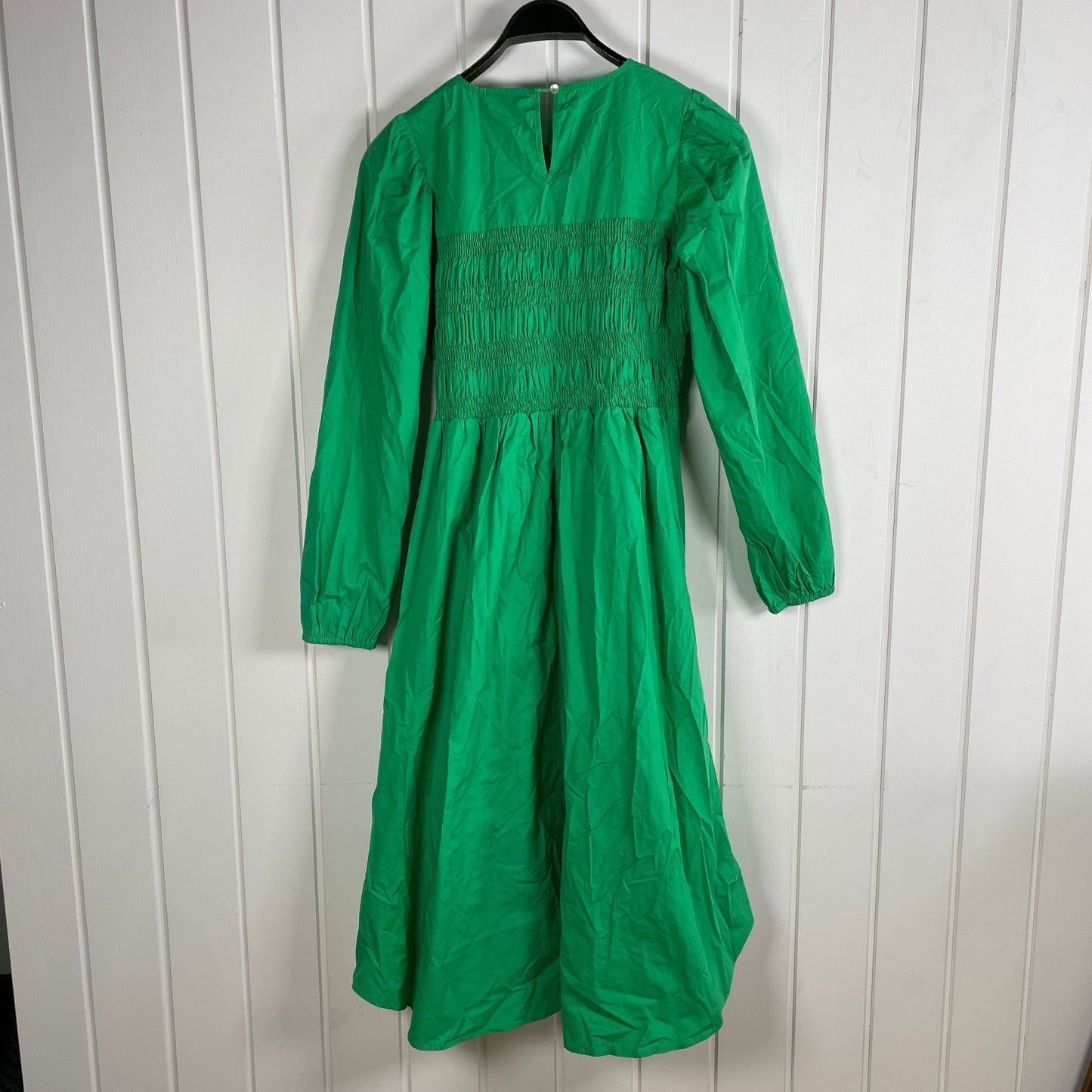 Kjole str 38 - Mission Afrika Genbrug