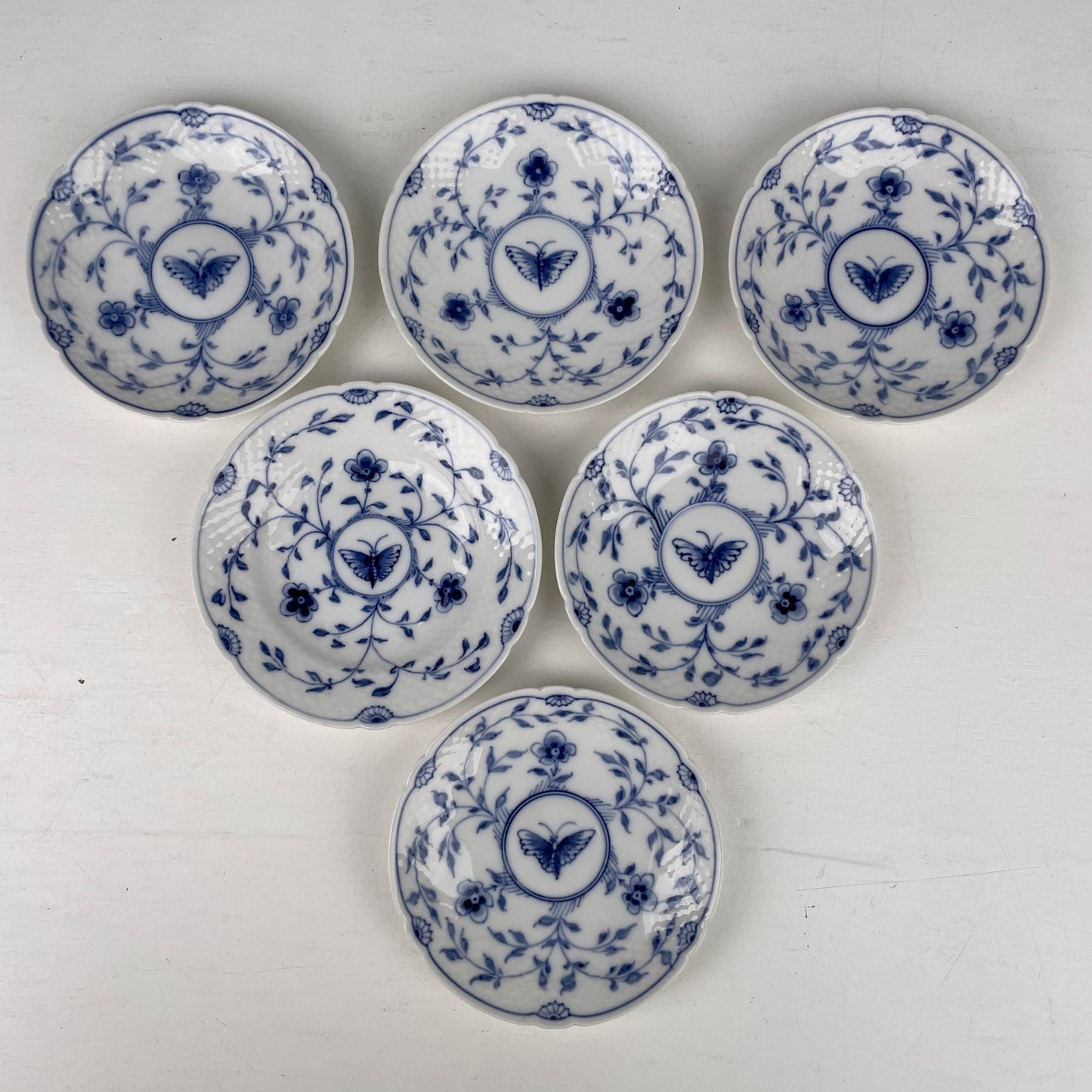 Kop med underkop, “Sommerfuglestellet”, Bing & Grøndahl - Mission Afrika Genbrug