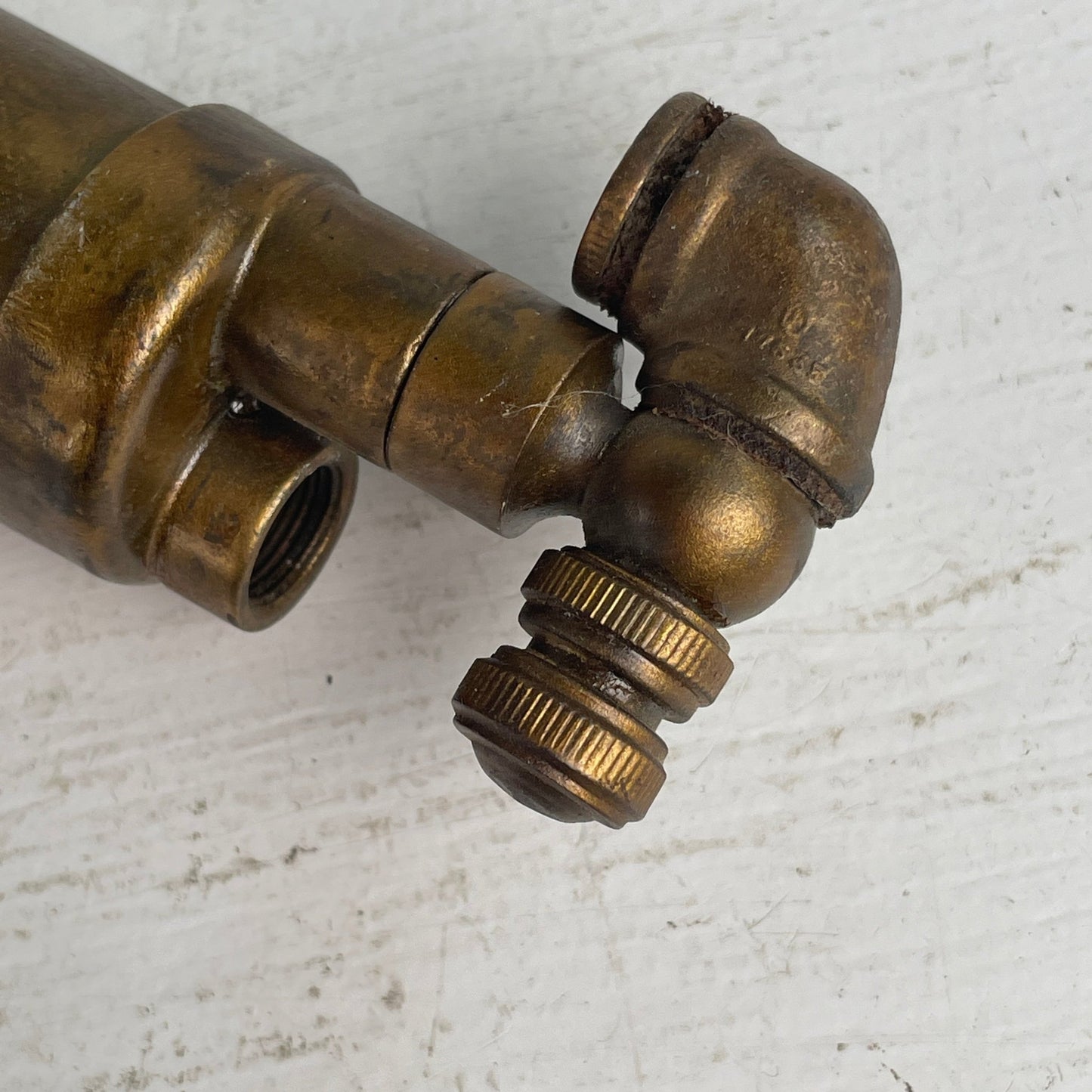 Messing sprøjte/lumpe - Mission Afrika Genbrug