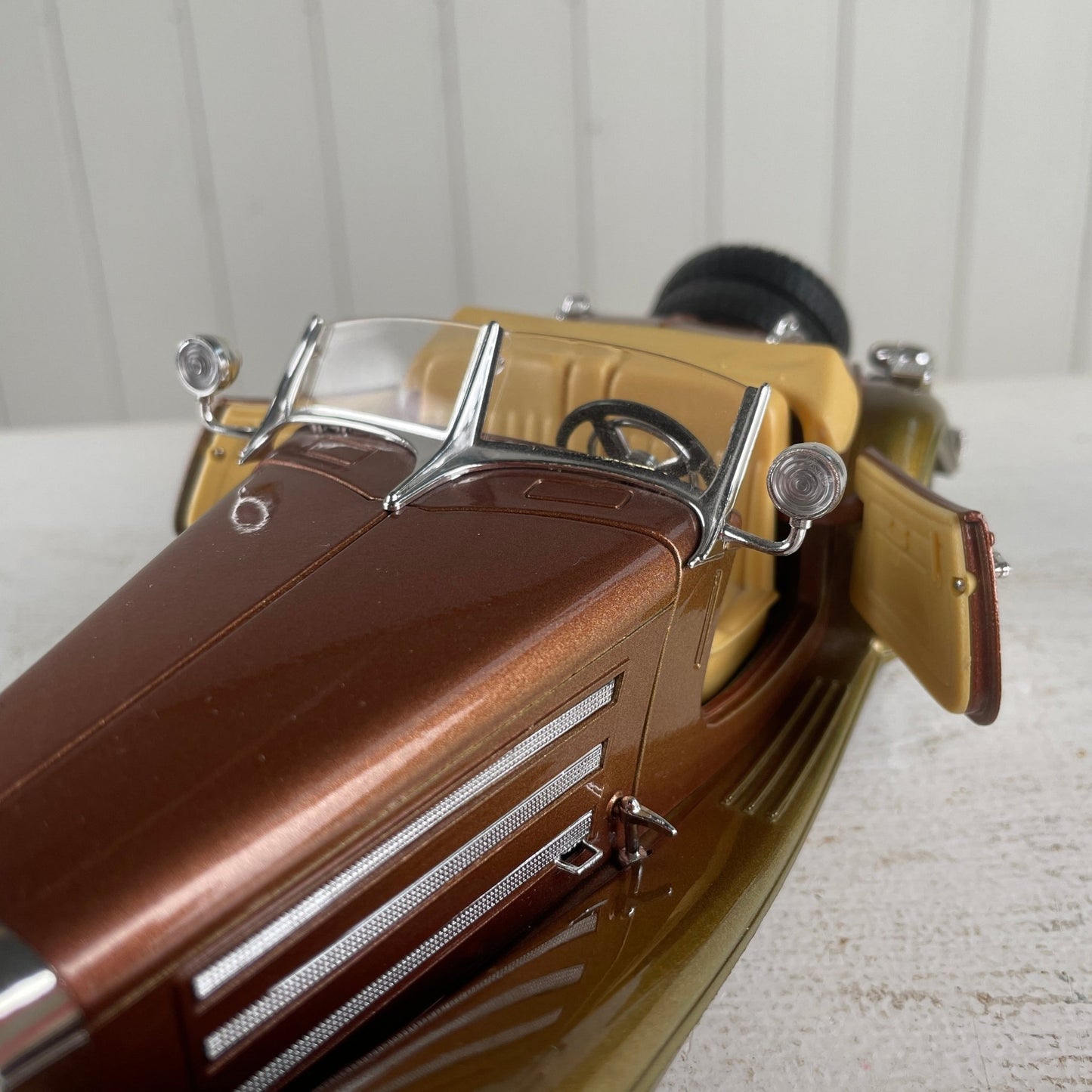 Modelbil Mercedes Benz 500K Roadster - Mission Afrika Genbrug
