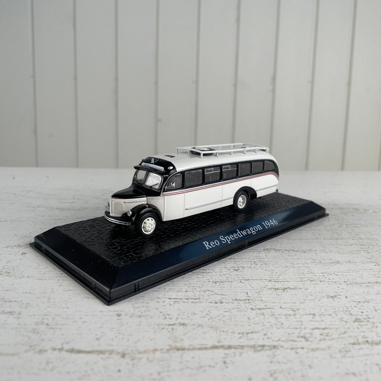 Modelbil Reo Speedwagon - Mission Afrika Genbrug
