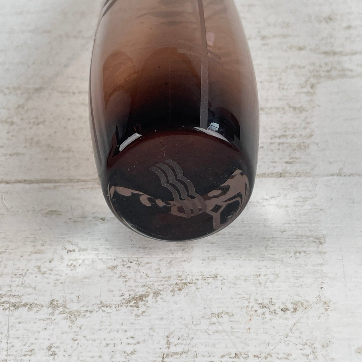 Musselmalet vase i glas - Mission Afrika Genbrug