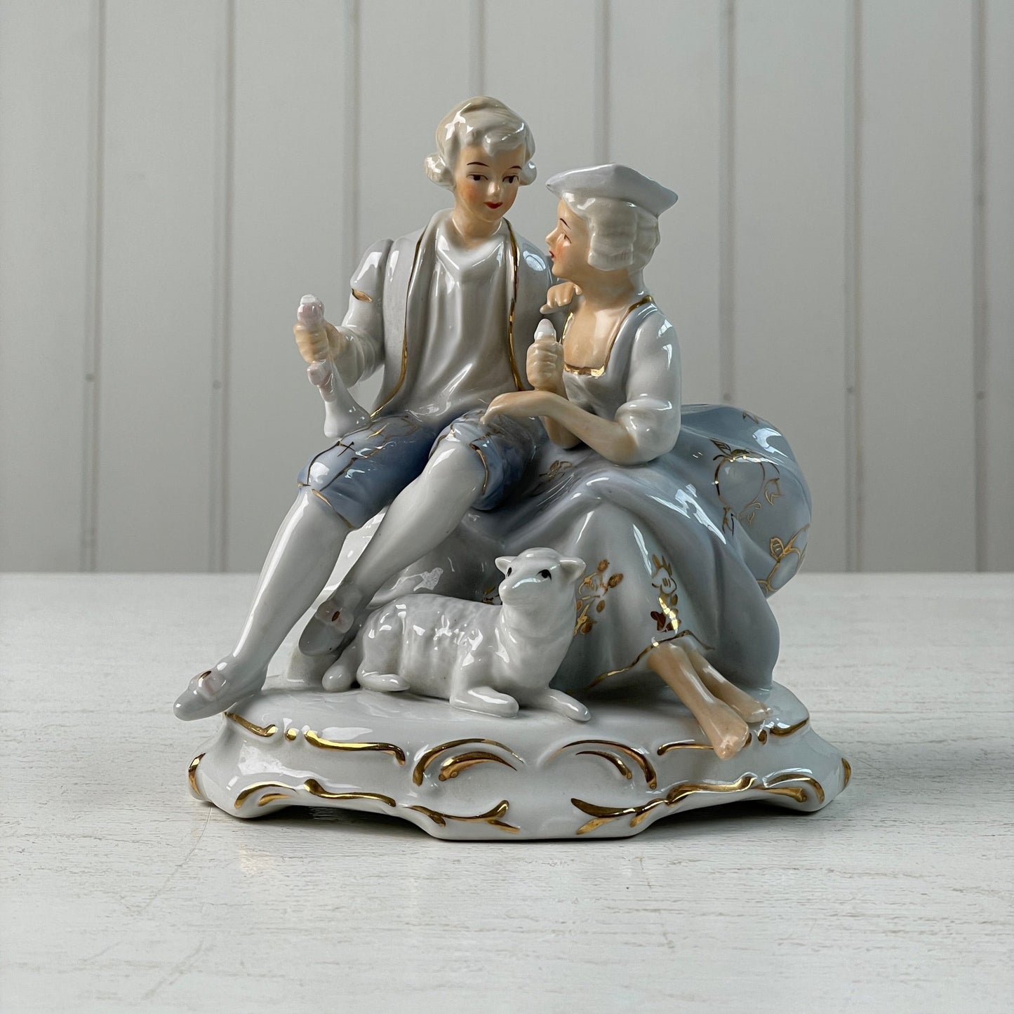 Porcelæns Figur - Mission Afrika Genbrug
