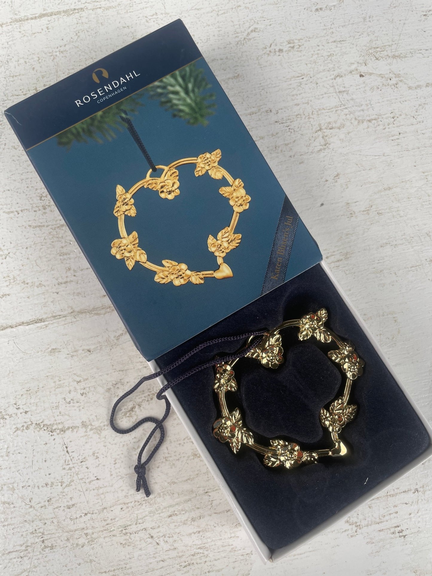 Rosendahl - “Karen Blixen’s jul” juleophæng. - Mission Afrika Genbrug