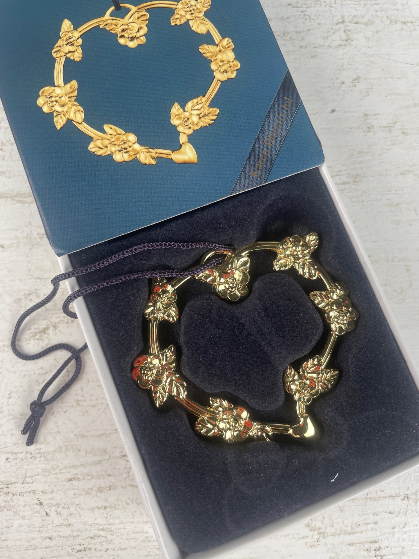 Rosendahl - “Karen Blixen’s jul” juleophæng. - Mission Afrika Genbrug