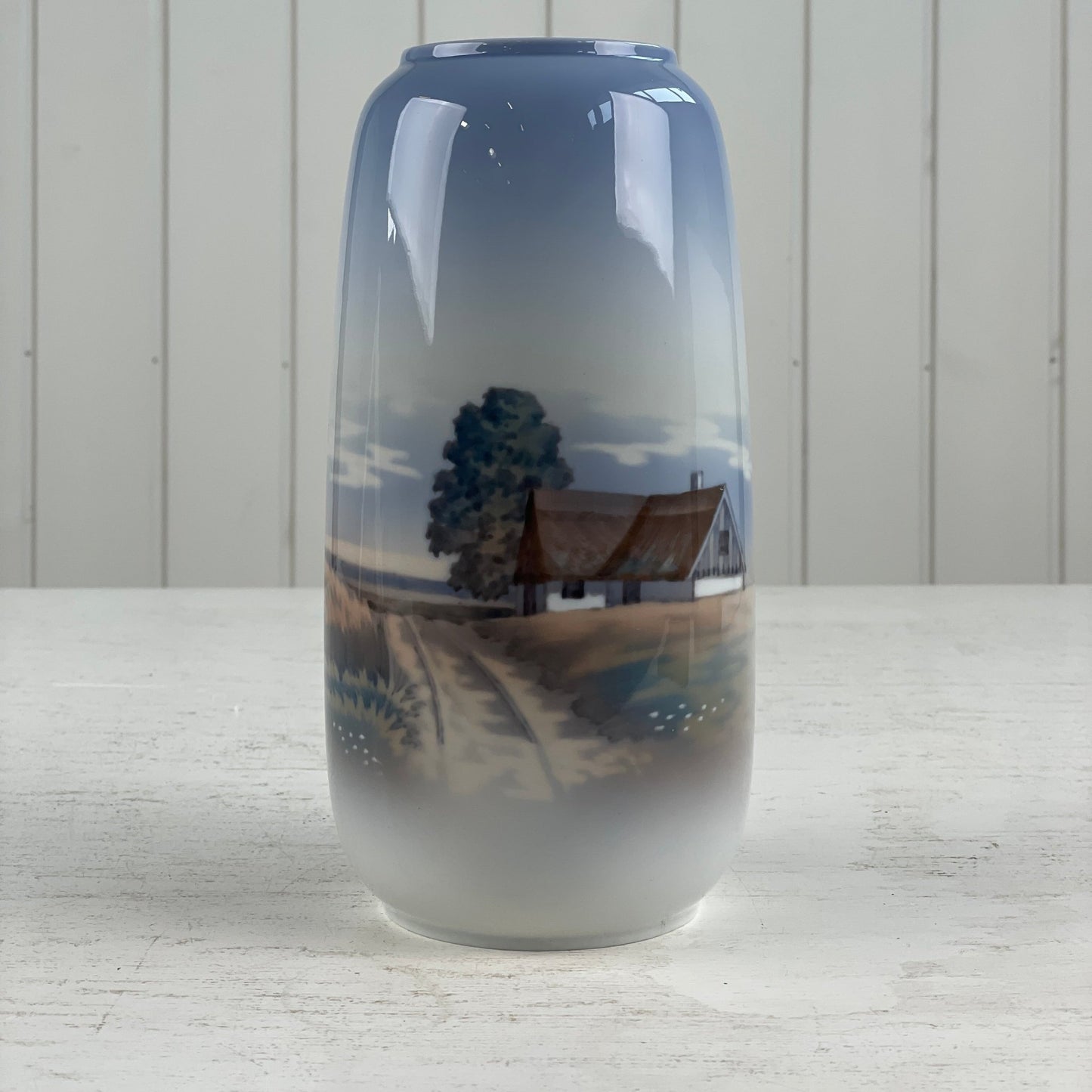 Royal Copenhagen Lyngby Vase - Mission Afrika Genbrug