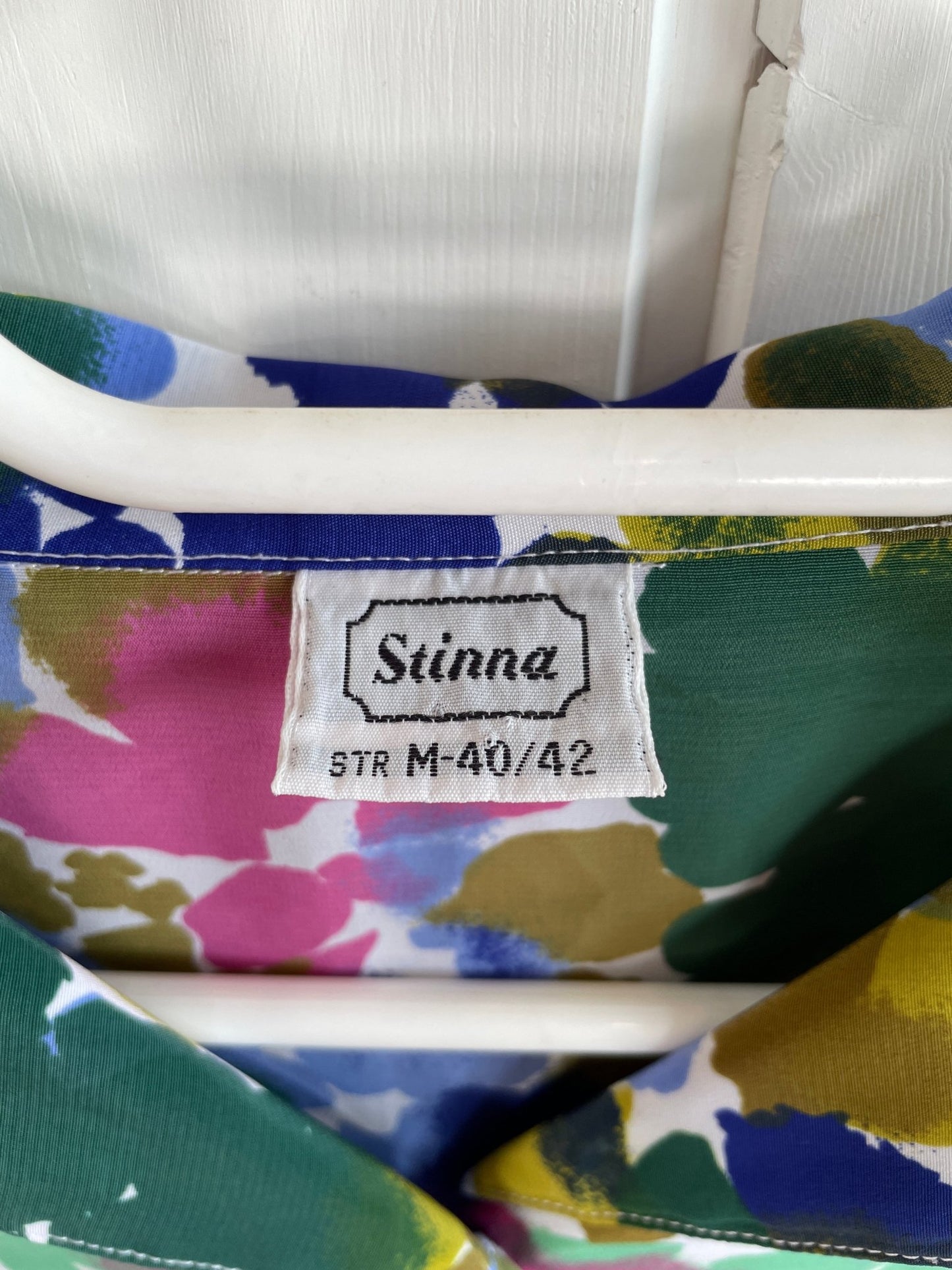 Skjorte str M - Mission Afrika Genbrug