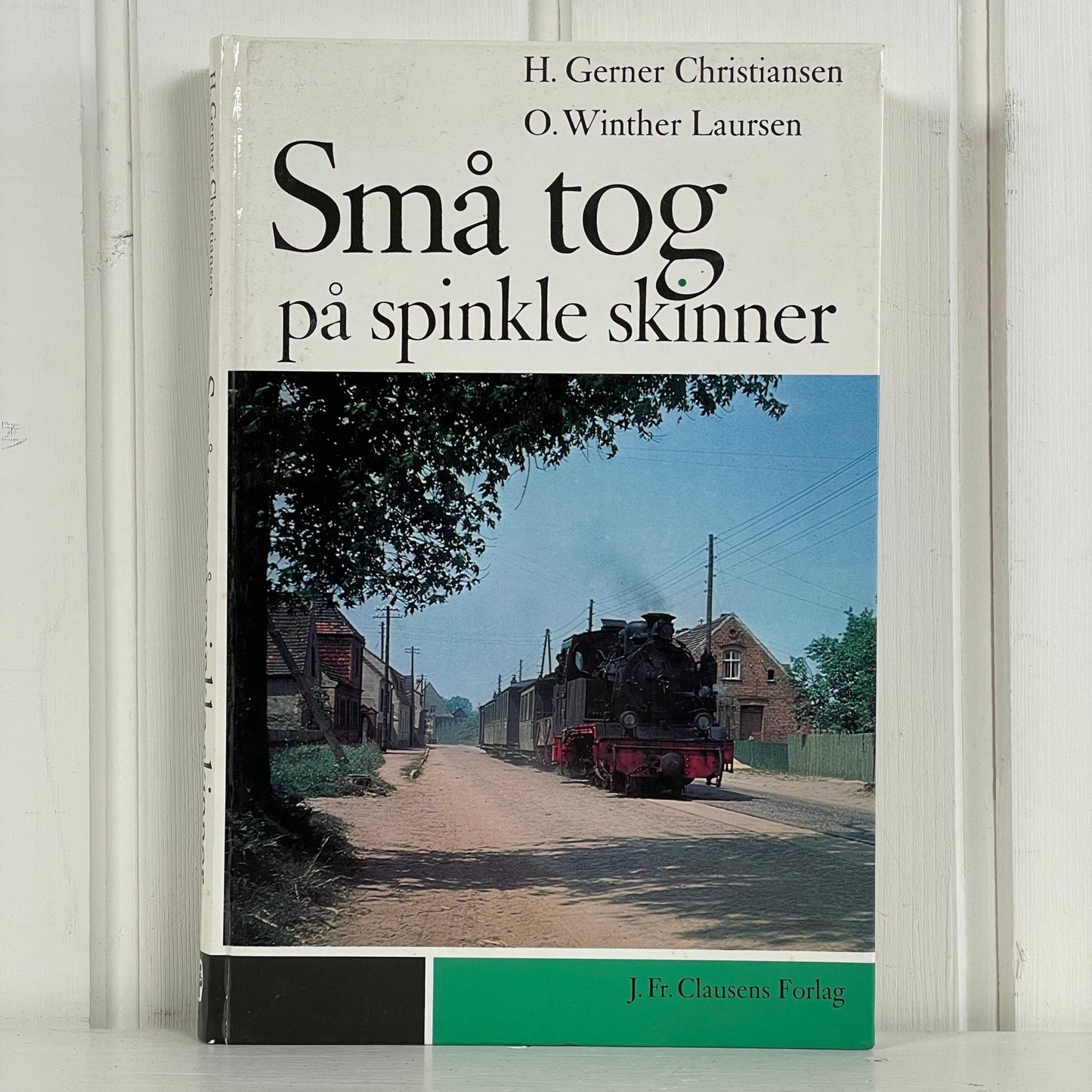 Små tog på spinkle skinner - Mission Afrika Genbrug
