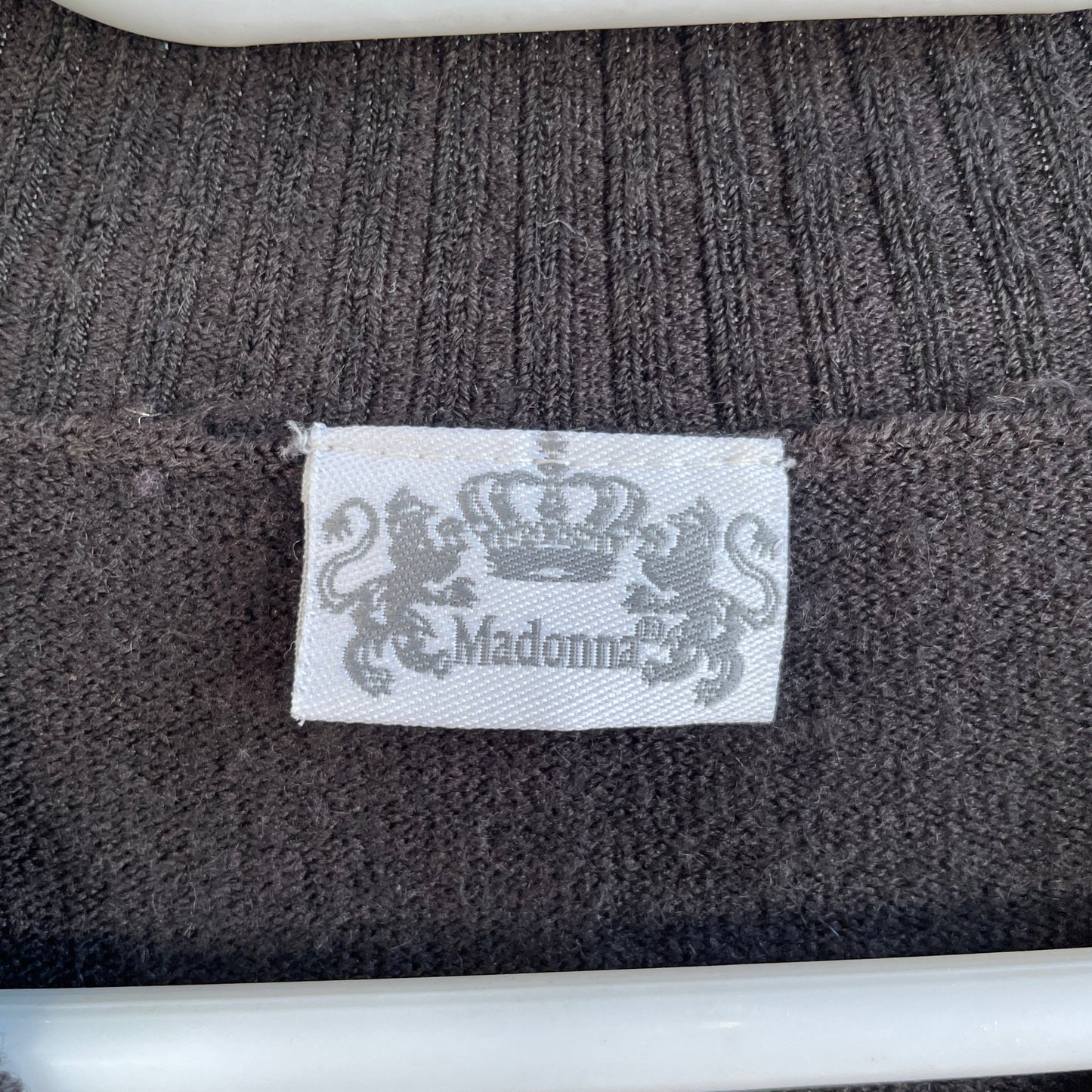 Sweater str S - Mission Afrika Genbrug