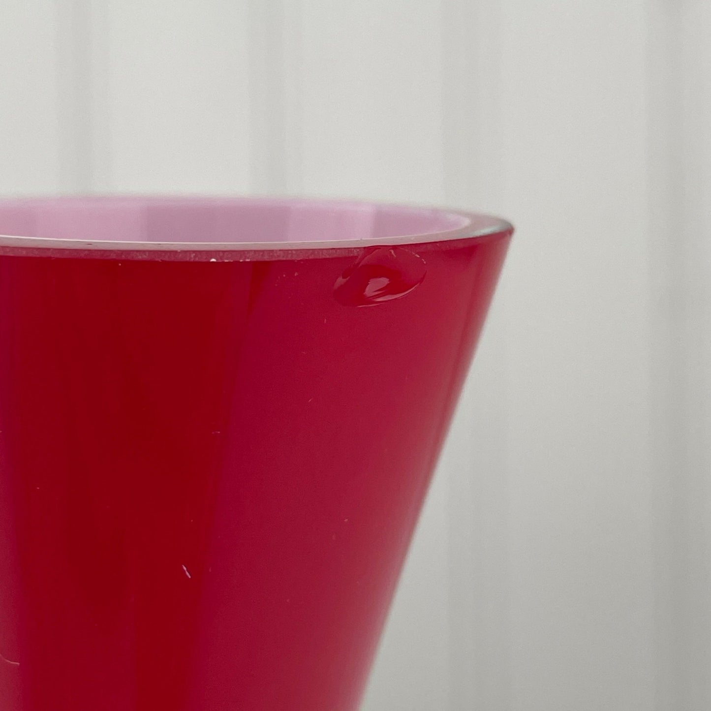 “swing” vase, Britt Bonnesen, Normann Copenhagen - Mission Afrika Genbrug