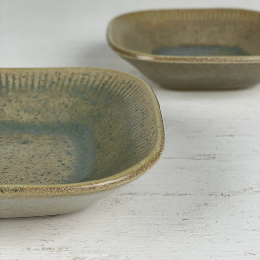 2 stk. små skåle, Knabstrup - Mission Afrika Genbrug