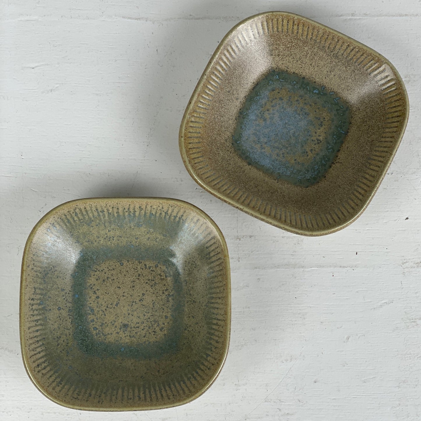 2 stk. små skåle, Knabstrup - Mission Afrika Genbrug