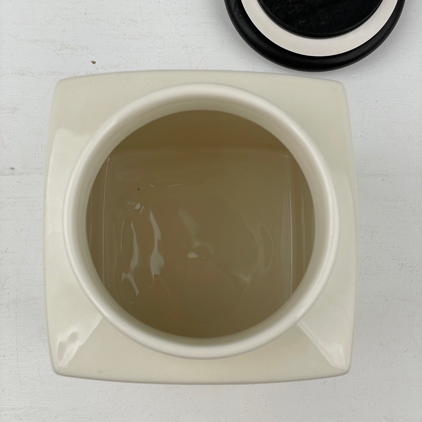 Krukke til Mel, Henry Watson Pottery