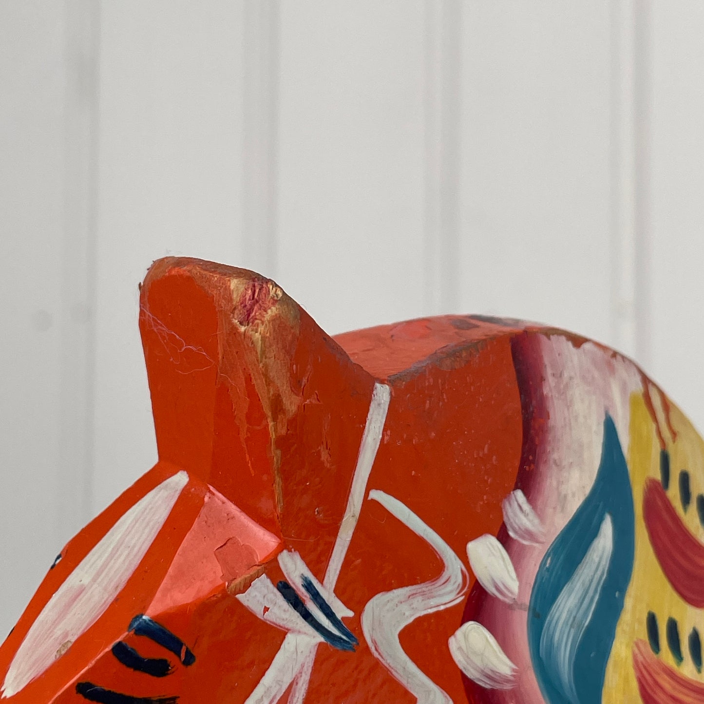Stor svensk “Dalahäst”, 24,5 cm.