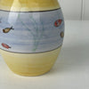 Håndmalet vase med fisk