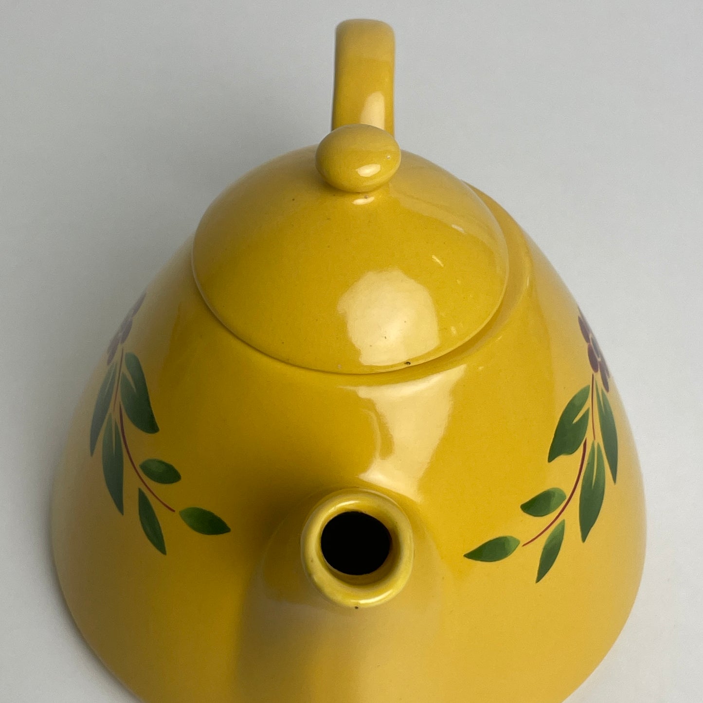 Thepotte “Solvik” fra Christineholm Design Studio.