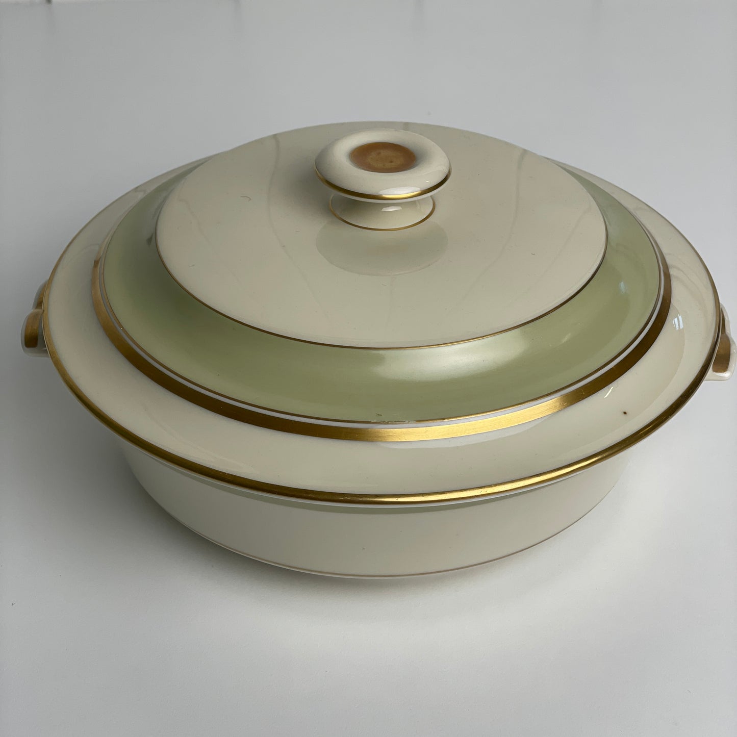 Antik Royal Copenhagen “Broager” lågfad