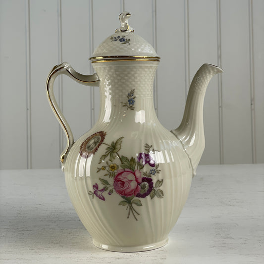 Porcelæns Kande