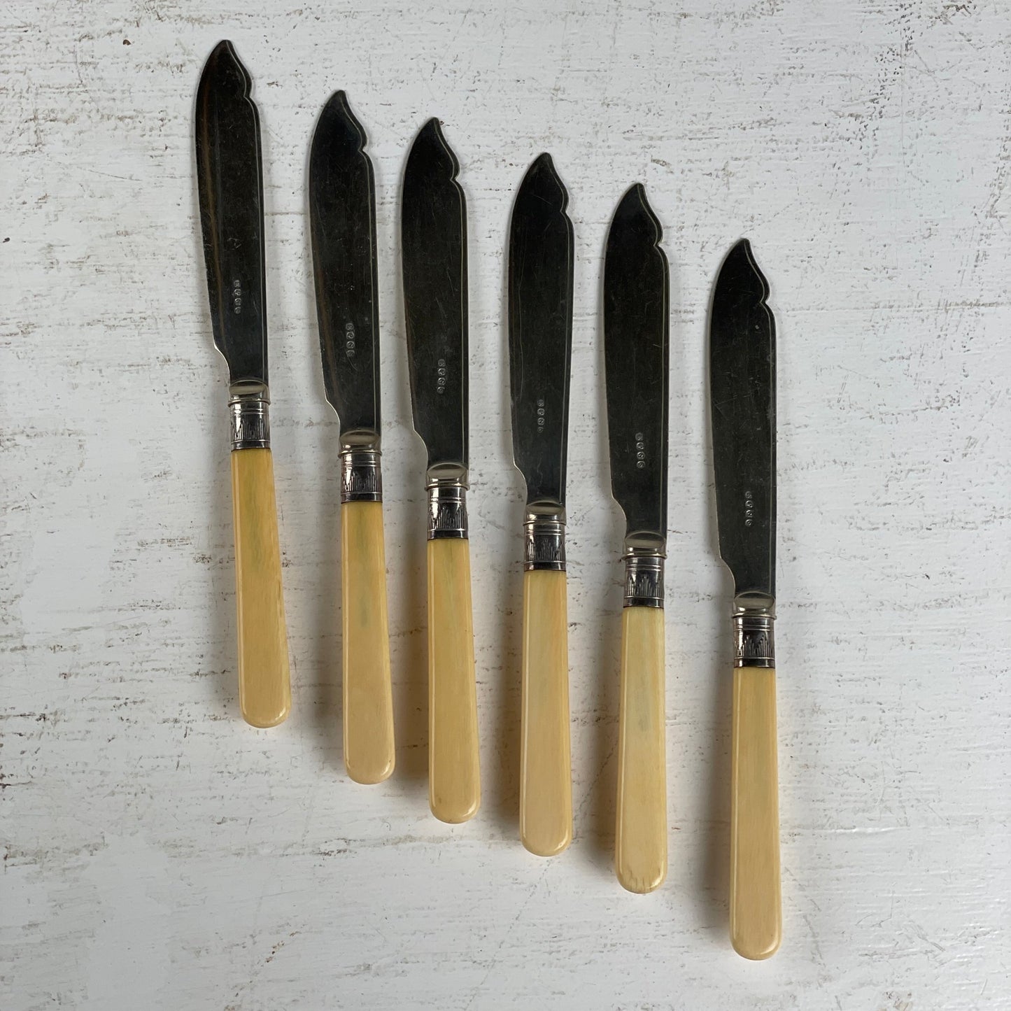 Bestik til servering, 12 dele - Mission Afrika Genbrug