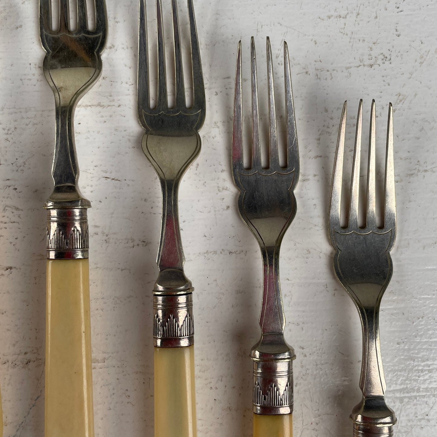 Bestik til servering, 12 dele - Mission Afrika Genbrug