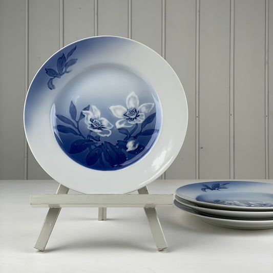 Bing & Grøndahl, Julerose Middagstallerken - Mission Afrika Genbrug