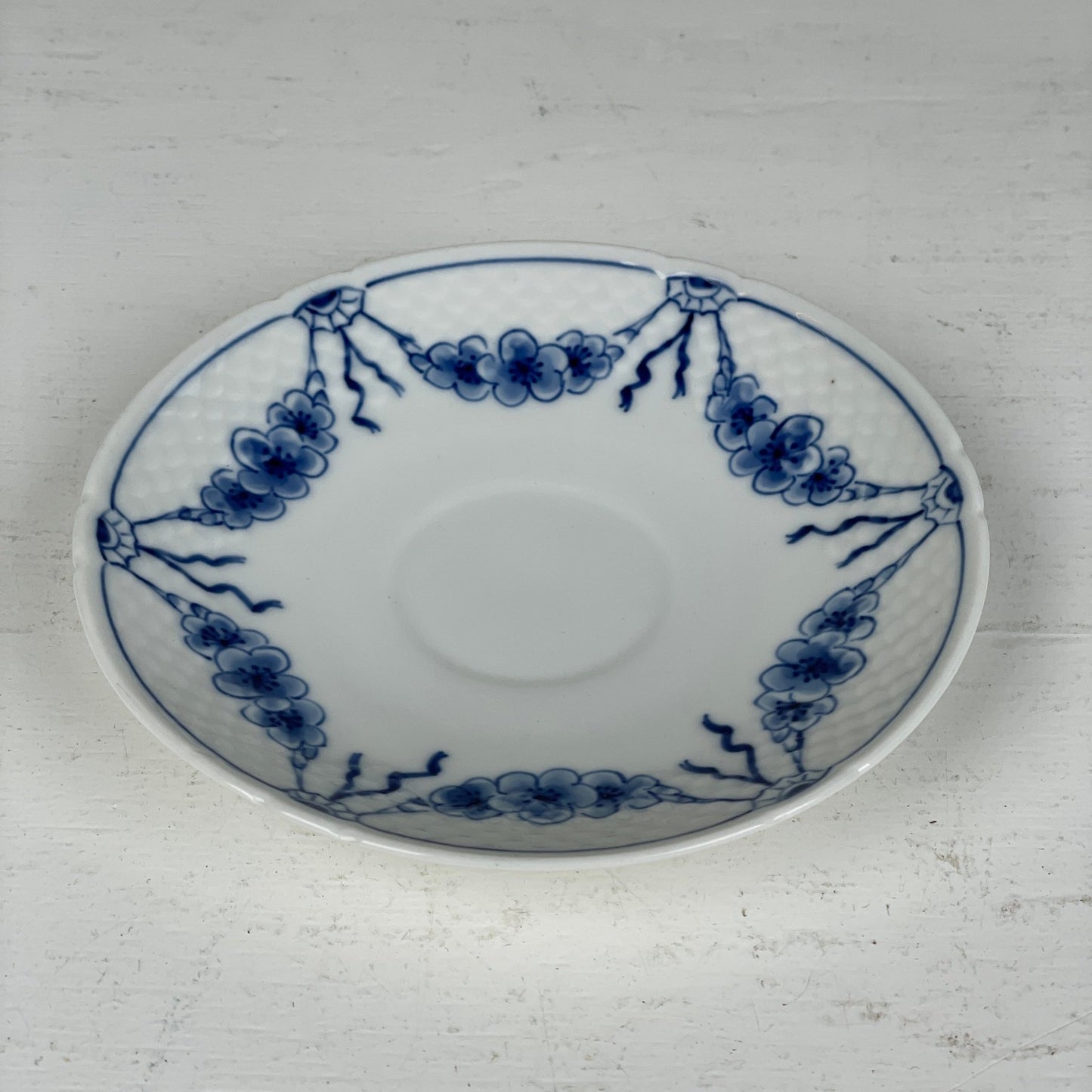 Bing og Grøndahl Empire underkopper - Mission Afrika Genbrug