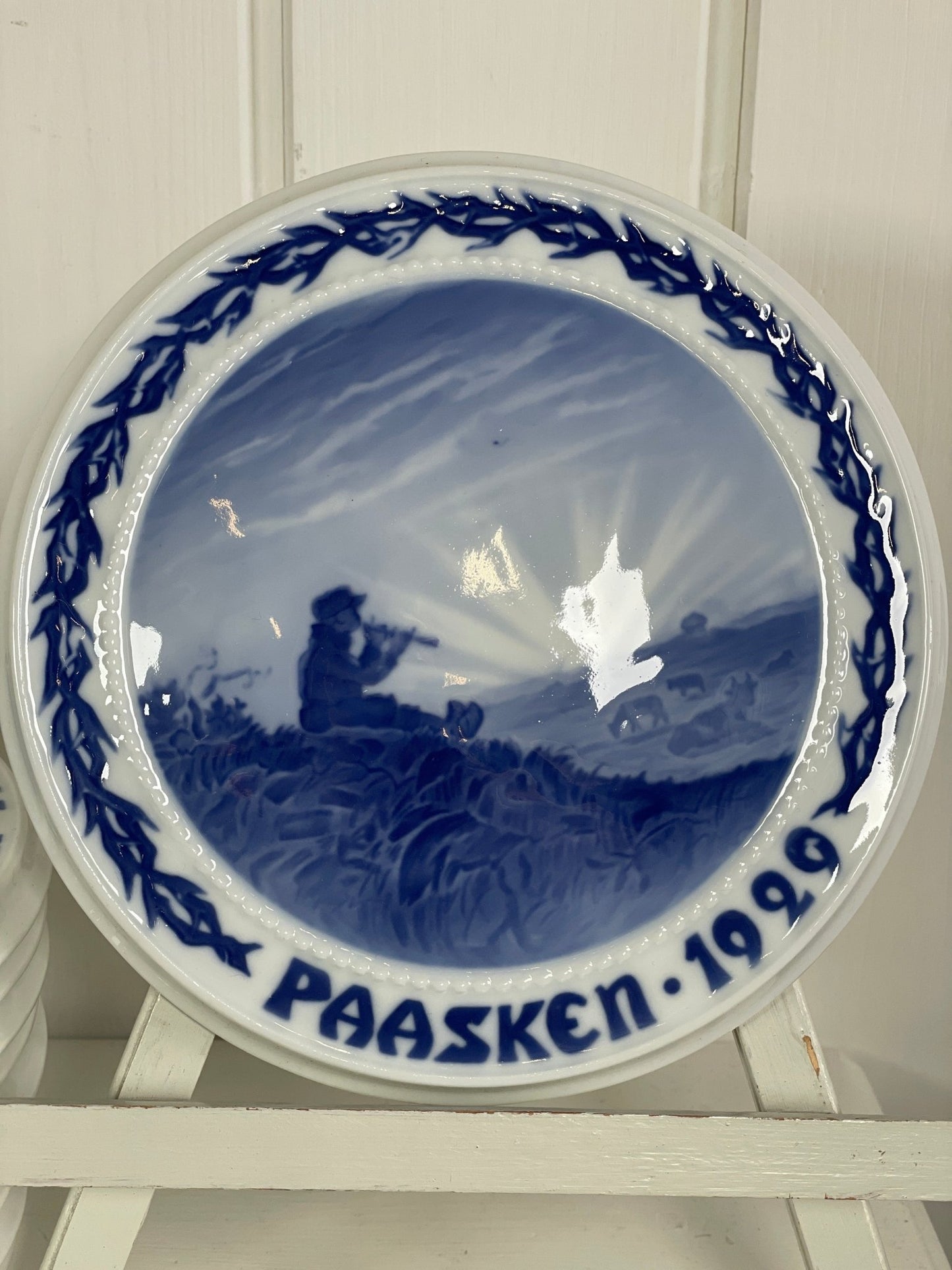 Bing og Grøndahl påskeplatter - Mission Afrika Genbrug