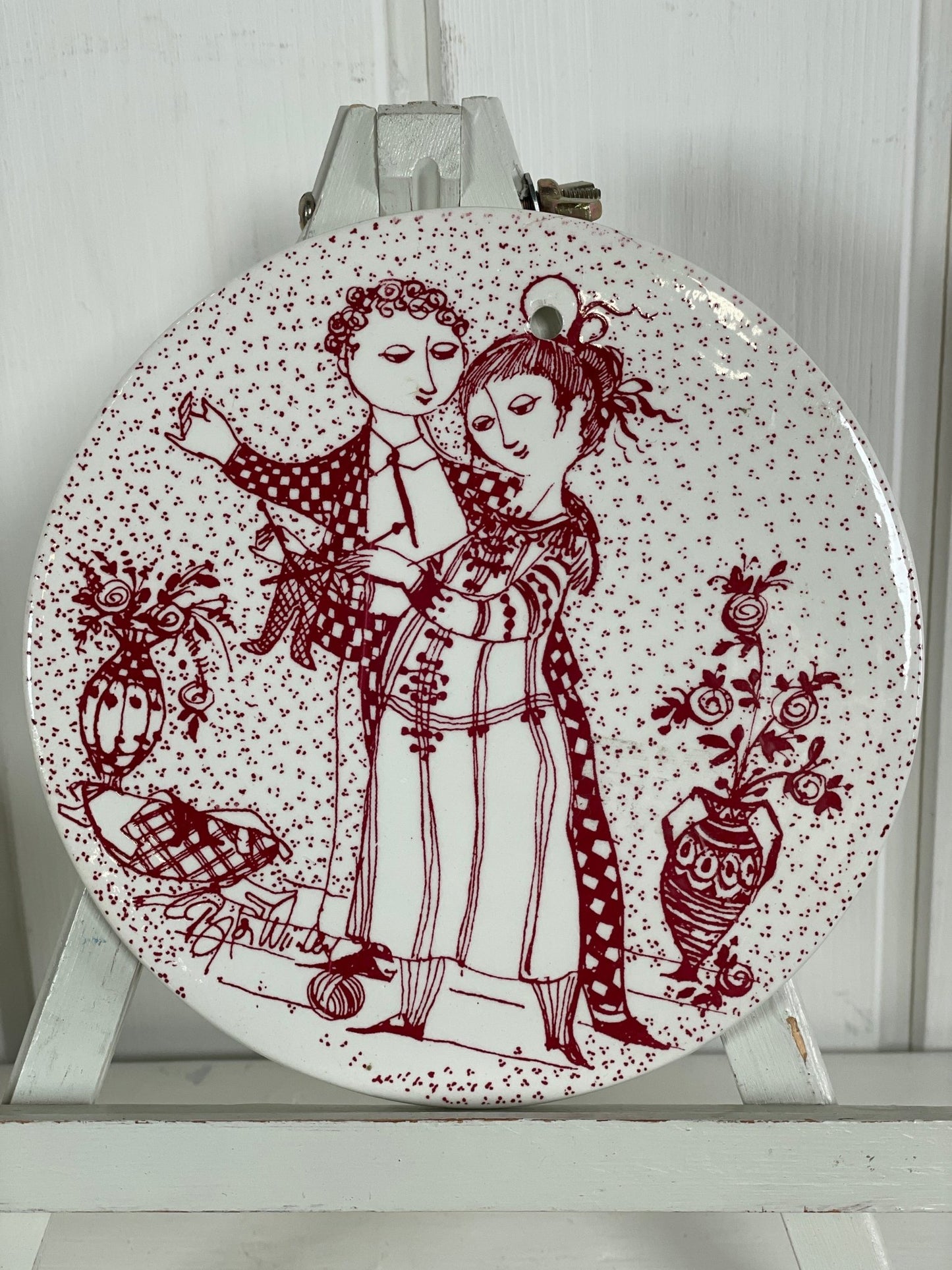 Bjørn Wiinblad månedsplatter - rød - Mission Afrika Genbrug