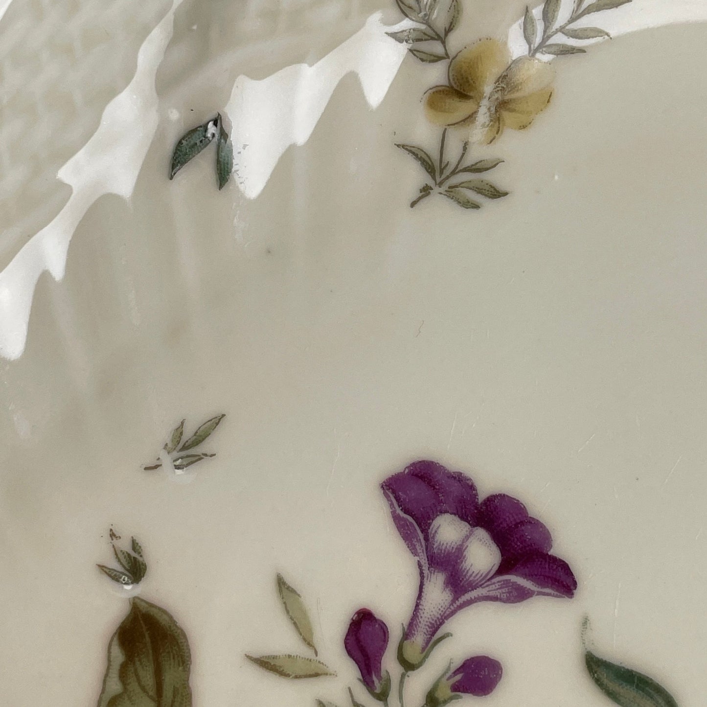 Bladformet asiet, Frijsenborg, Royal Copenhagen - Mission Afrika Genbrug