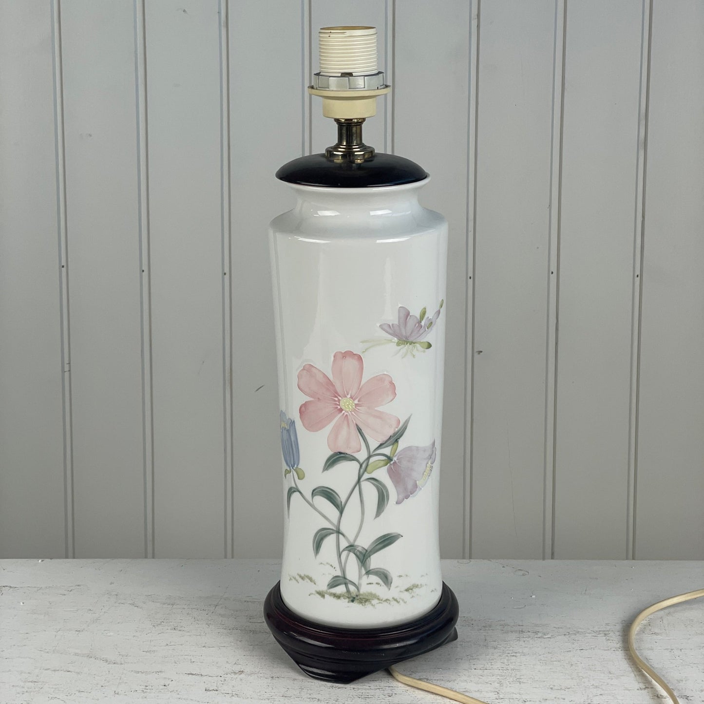 Bordlampe med blomster - Mission Afrika Genbrug