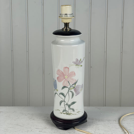 Bordlampe med blomster - Mission Afrika Genbrug