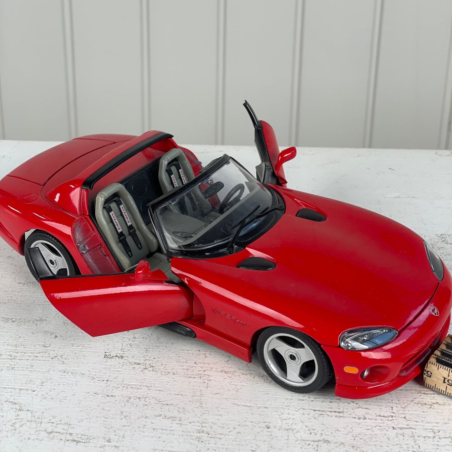 Dodge Viper RT/10 1:18 - Mission Afrika Genbrug