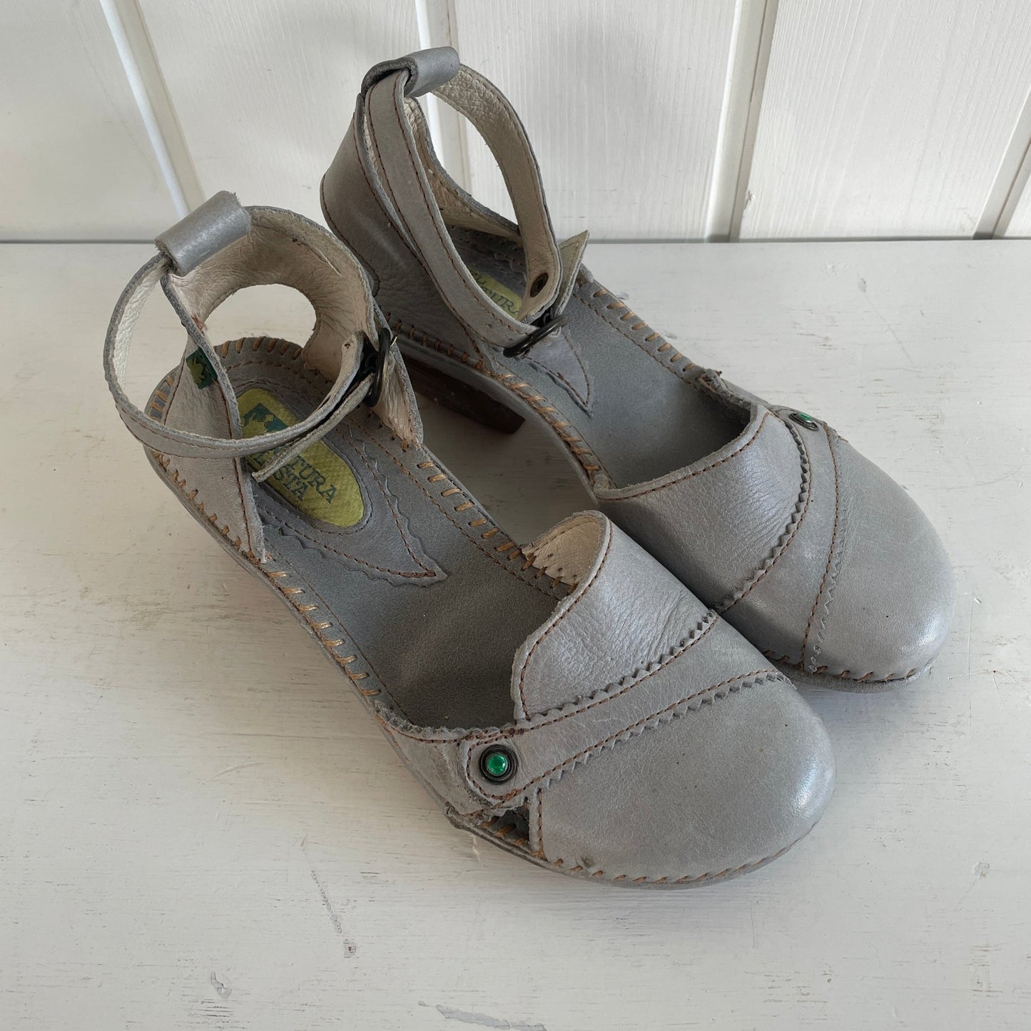 El natura lista pumps stiletter str 36 - Mission Afrika Genbrug