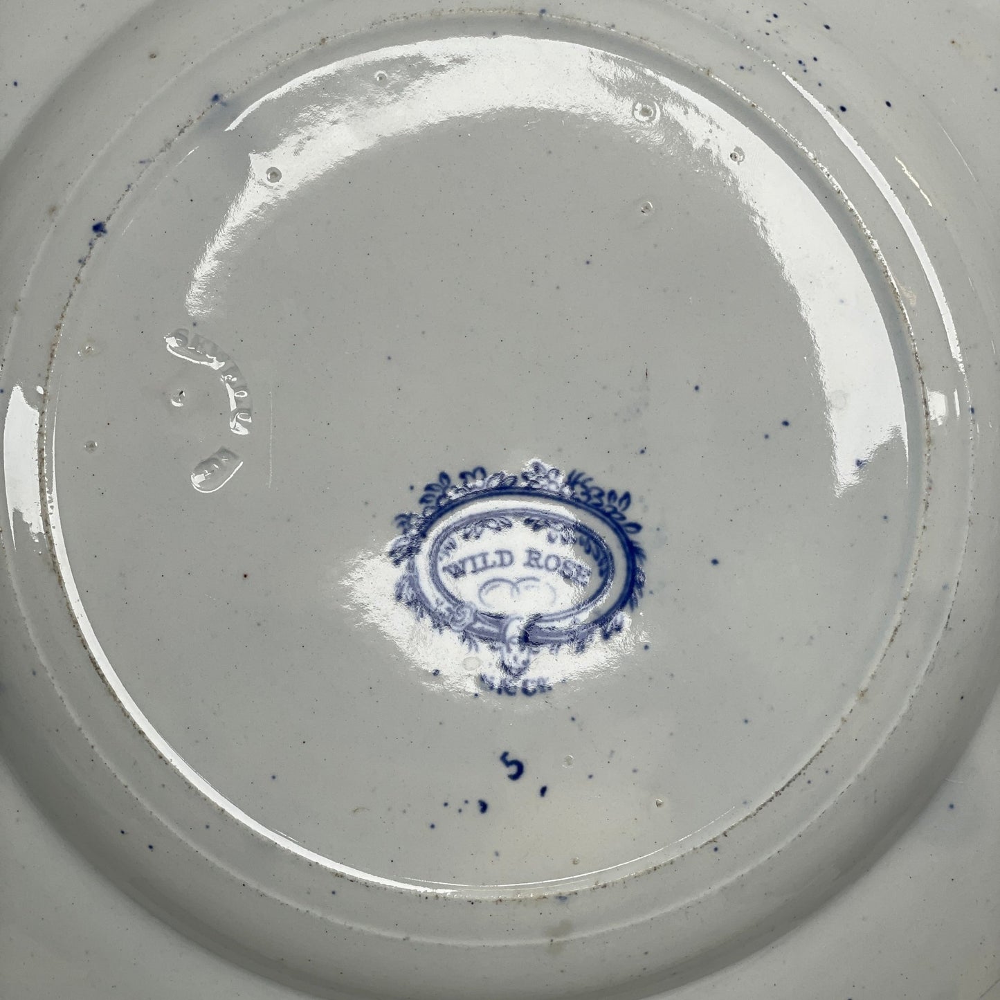 Engelsk antik fajance middagstallerken. - Mission Afrika Genbrug