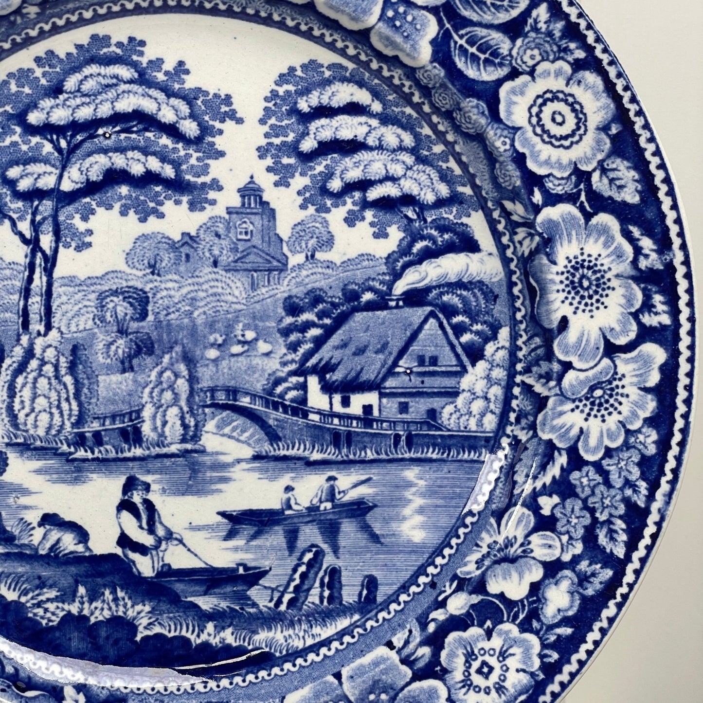 Engelsk antik fajance middagstallerken. - Mission Afrika Genbrug