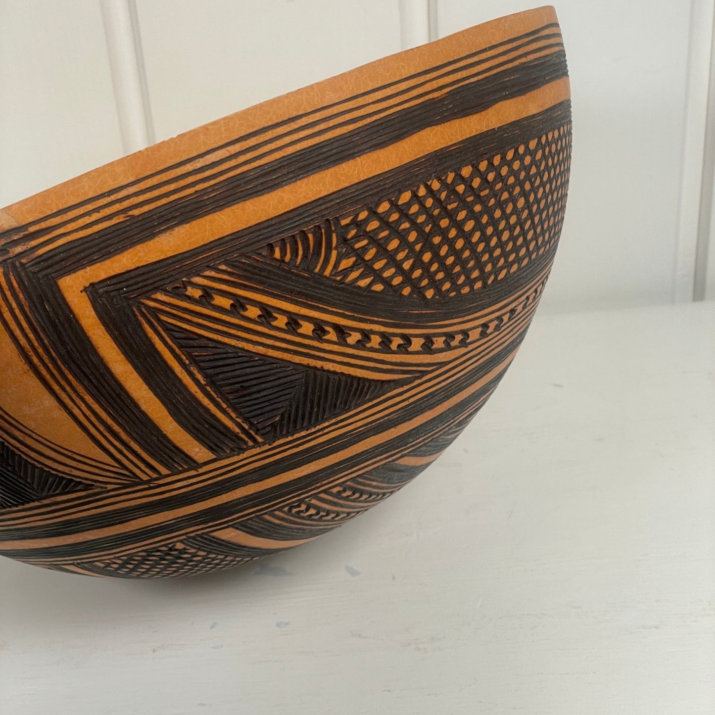 Håndlavet afrikansk træskål - Mission Afrika Genbrug