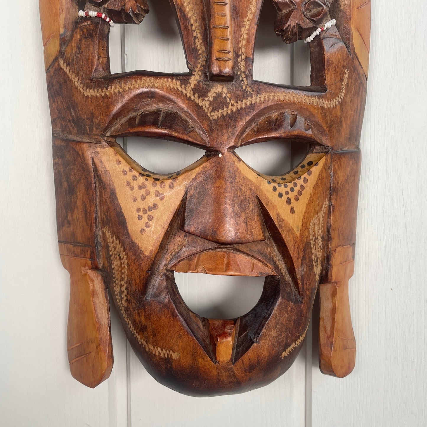 Håndskåret Afrikansk Maske - Mission Afrika Genbrug