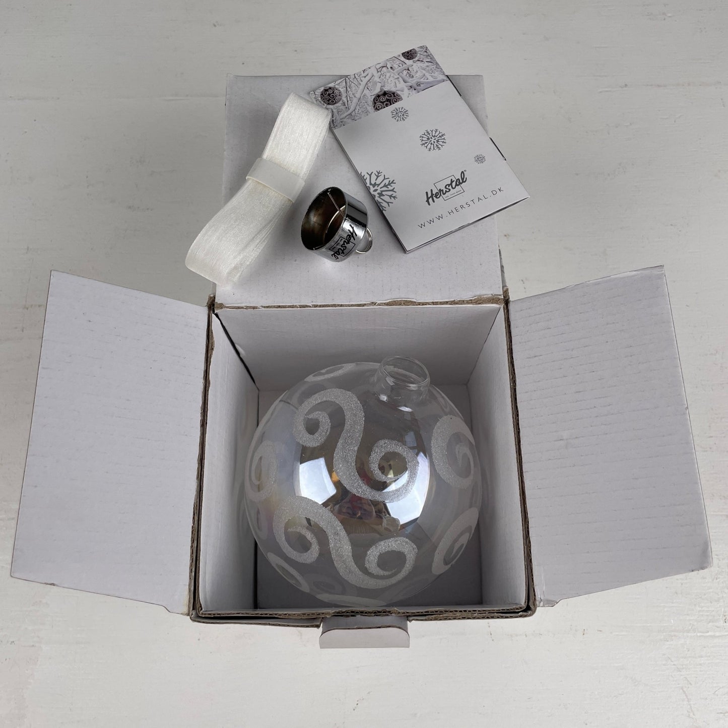 Herstal, Glaskugle - Mission Afrika Genbrug