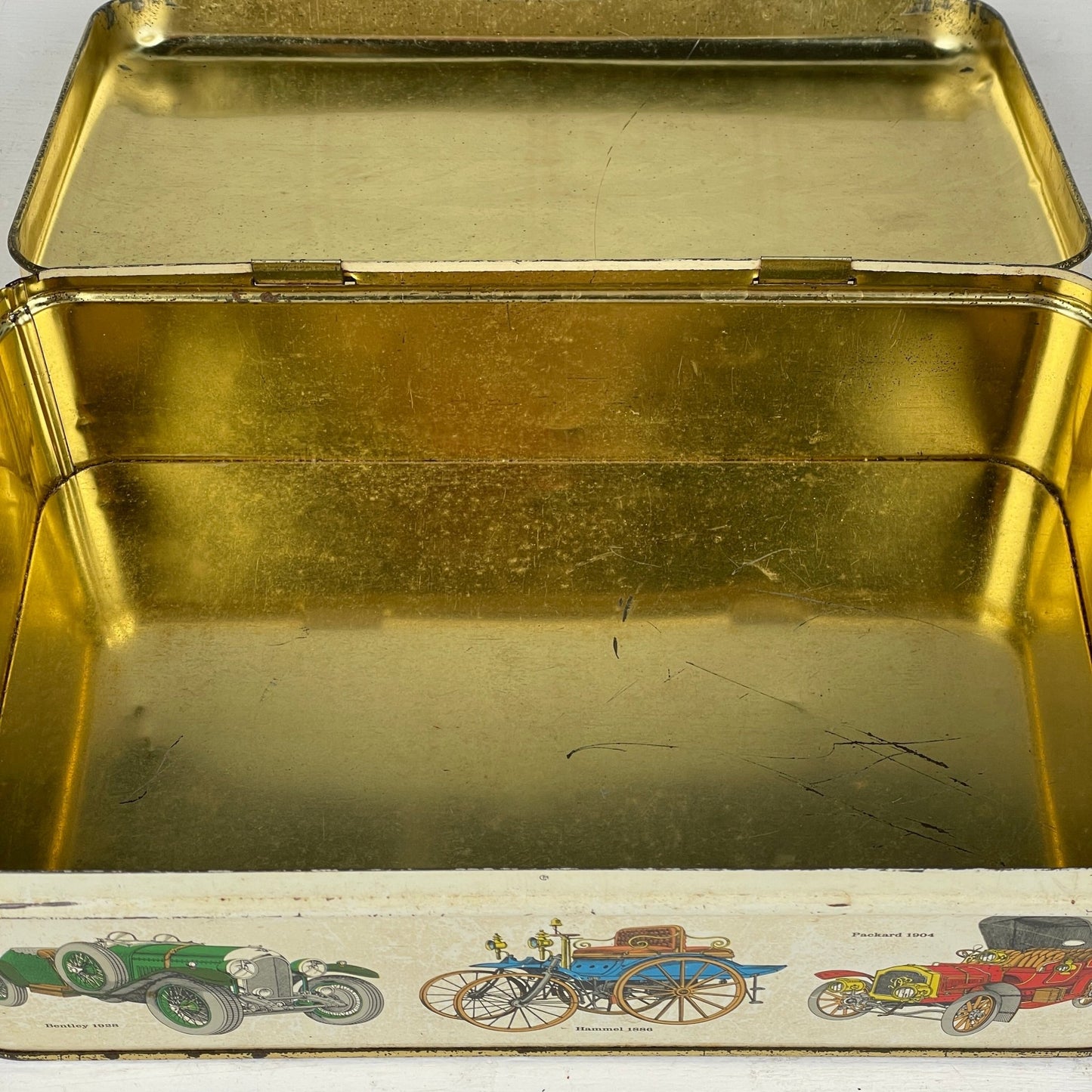 Irma dåse med bilmotiv - Mission Afrika Genbrug